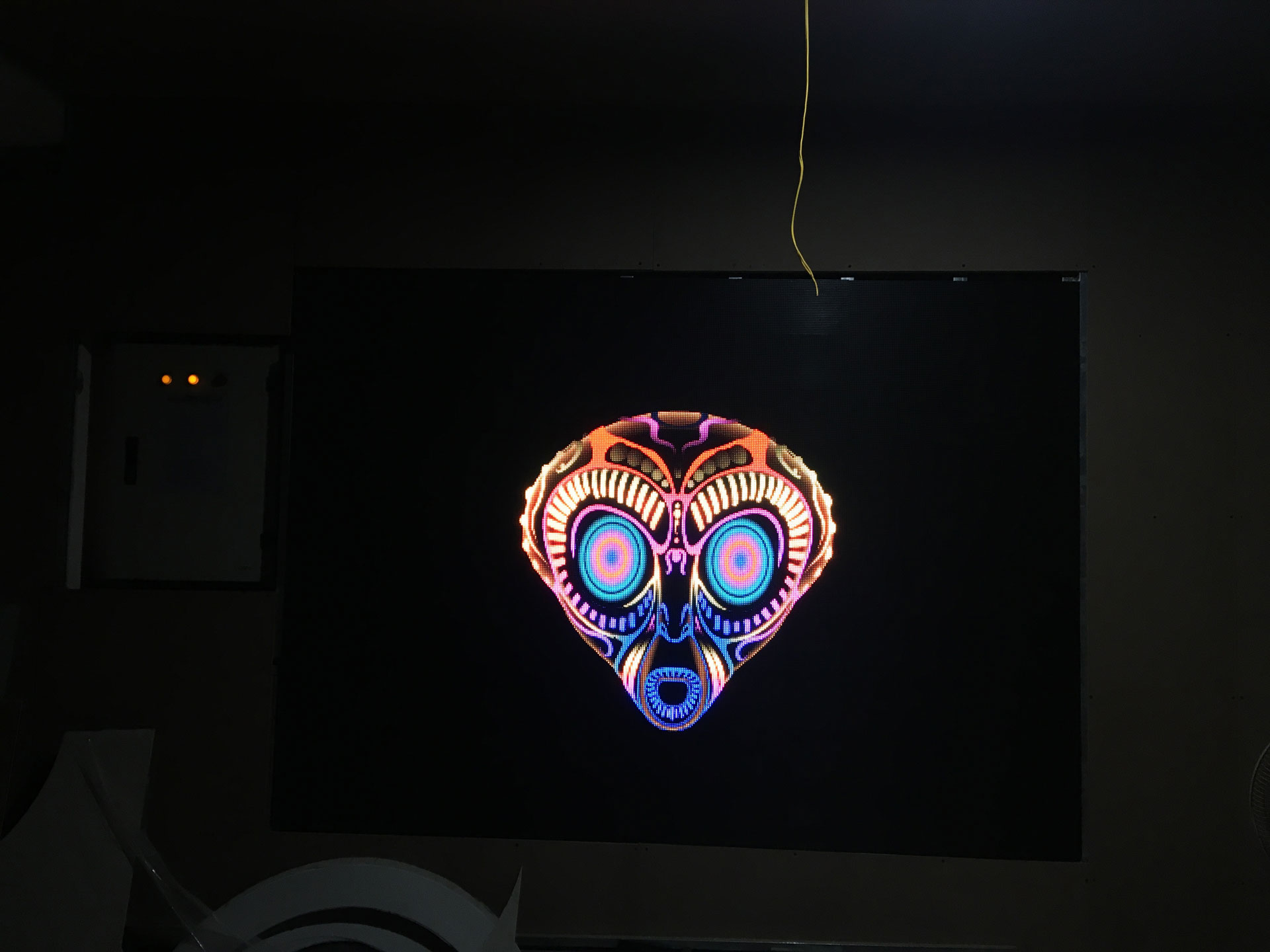 Màn hình LED trong nhà cho quán Karaoke Ngọc Trai Đen - TP Vũng Tàu.