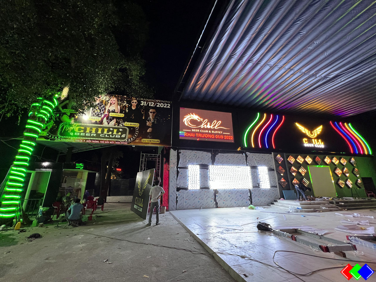 Hệ Thống Ánh Sáng Màn Hình LED Cho Quán CHILL Beer Club Thủ Dầu Một - Bình Dương.