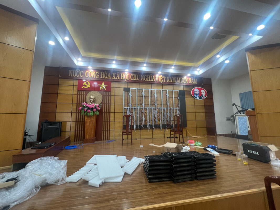 Lắp đặt màn hình led cho trường học