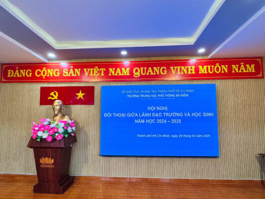 Màn hình LED hội trường cho Trường THPT Bà Điểm - Hóc Môn - HCM