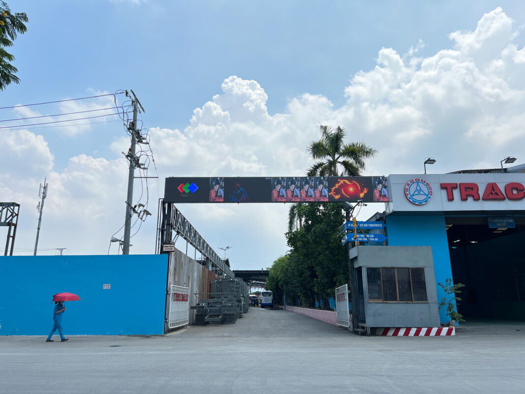 Màn hình LED ngoài trời cho tập đoàn TRACOMECO 11 Màn hình LED ngoài trời
