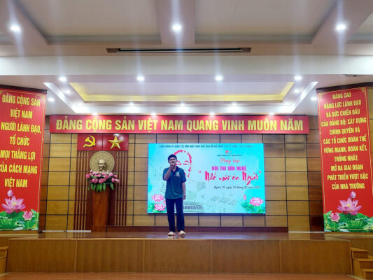 Màn hình led cho hội trường - trường thpt trường chinh