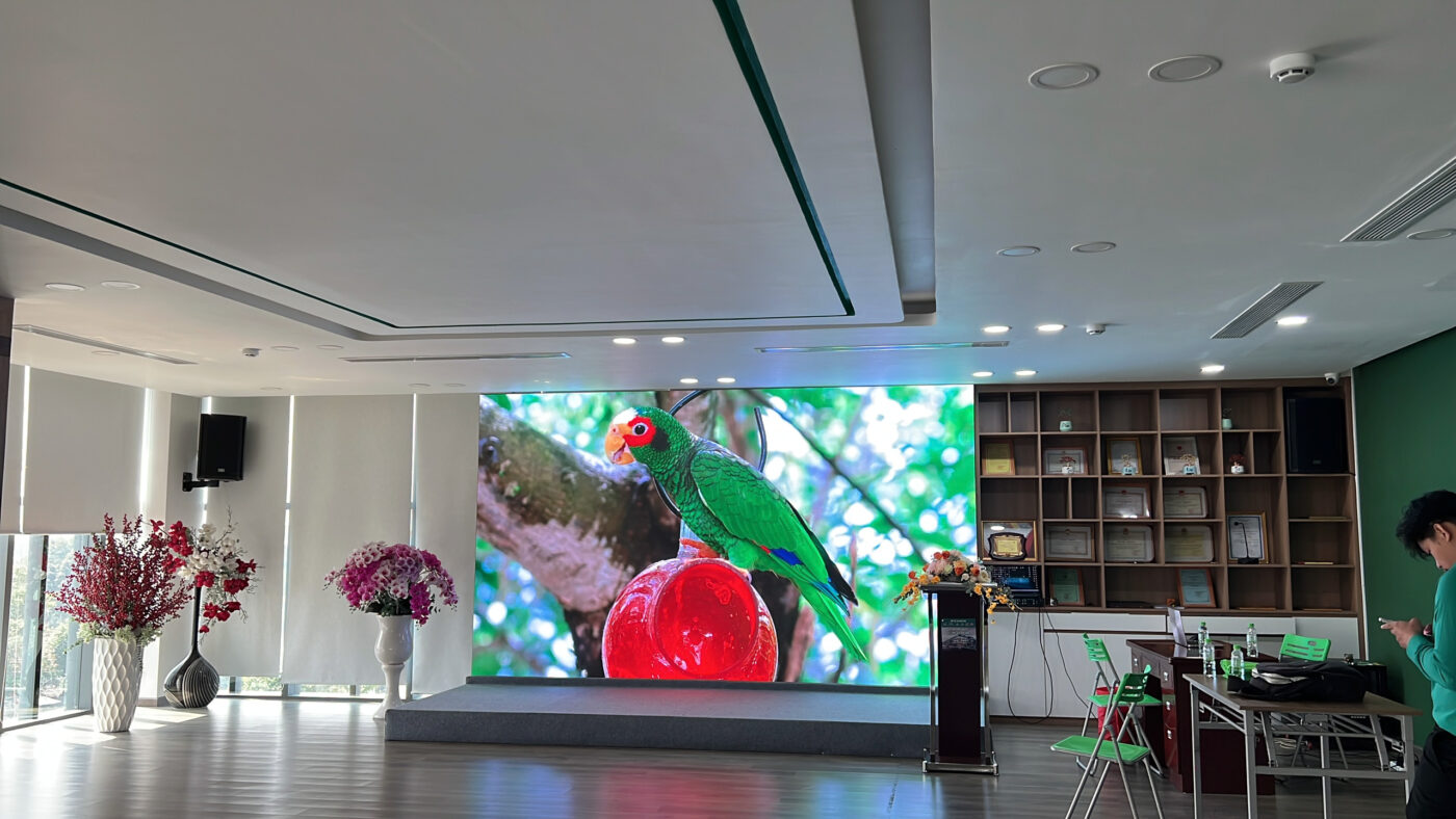 Màn hình LED hội trường tại Bình Dương 1 Màn hình LED cho hội trường Bất Động Sản Bình Dương - 24/7 - Phạm Ngọc Thạch - Thủ Dầu Một.