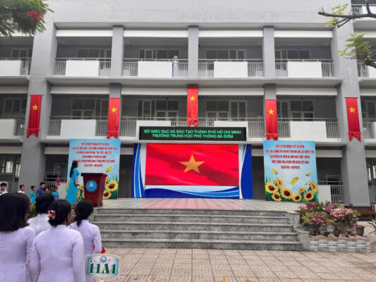 Màn hình LED ngoài trời cho Trường THPT Bà Điểm, Hóc Môn.