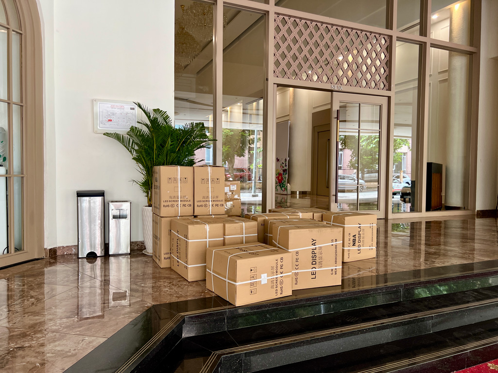 Cung cấp - Thi công lắp đặt màn hình LED cỡ lớn tại tập đoàn Riverside Palace. 4 Màn hình LED P3 trong nhà