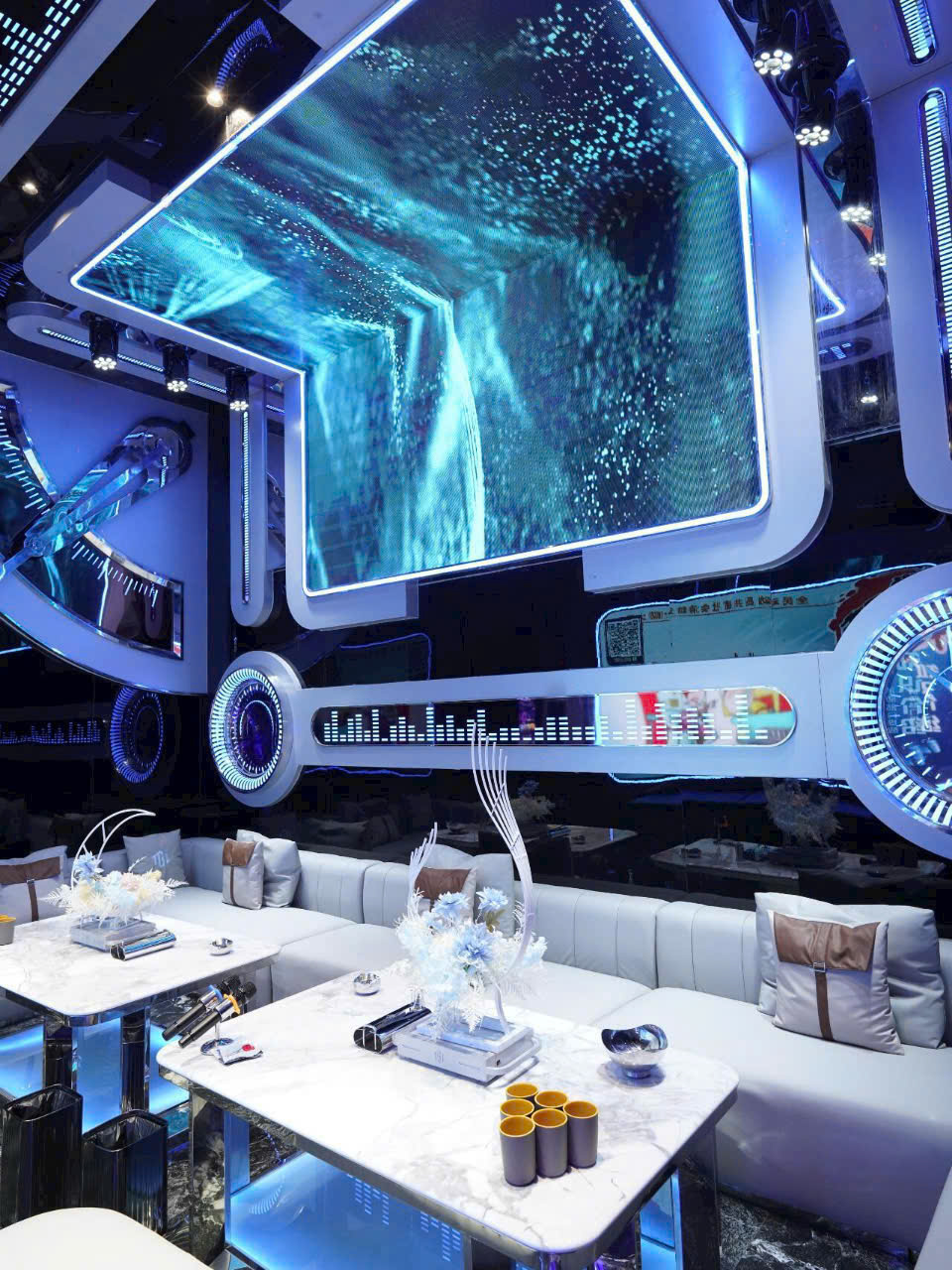 Chuyên thiết kế phòng karaoke mini tại HCM - Đáp ứng mọi yêu cầu