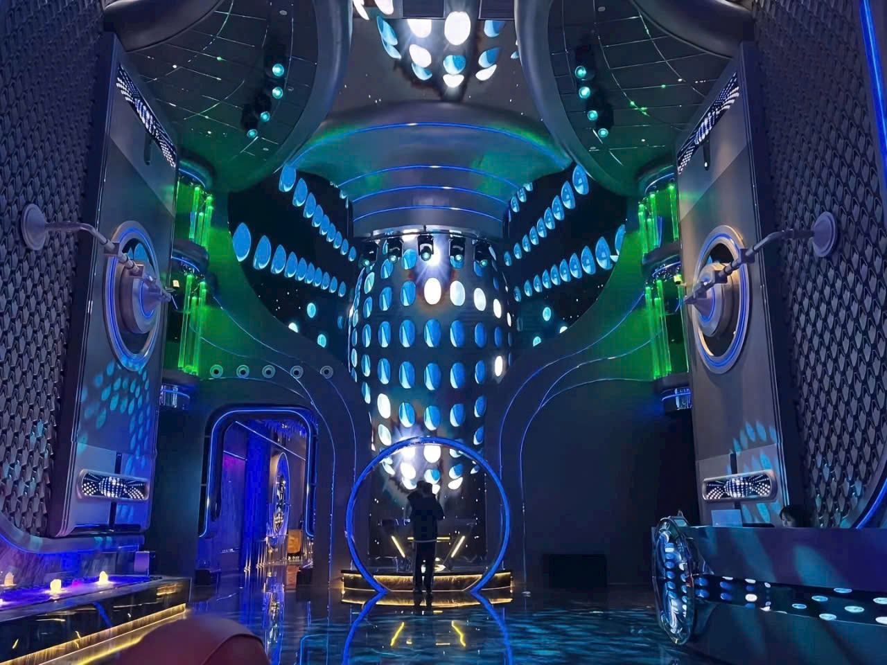 Thi công phòng karaoke mất bao lâu?