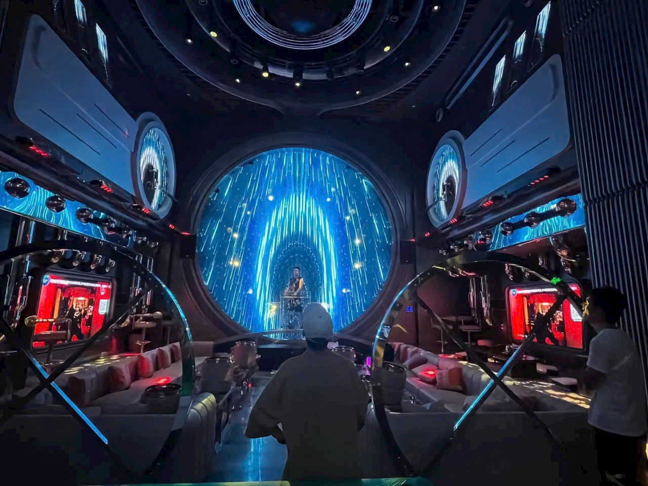 Thiết kế thi công phòng karaoke Box tại HCM - Dịch vụ trọn gói, giá rẻ