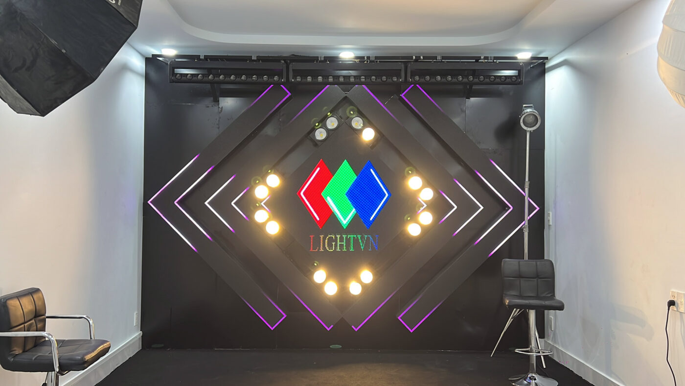 Thiết kế thi công hệ thống ánh sáng - màn hình LED cho phòng live stream 5 He thong anh sang cho phong live
